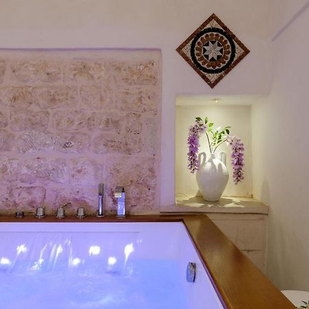 Apartamento Stairway With Jacuzzi By Wonderful Italy Ostuni Exterior foto